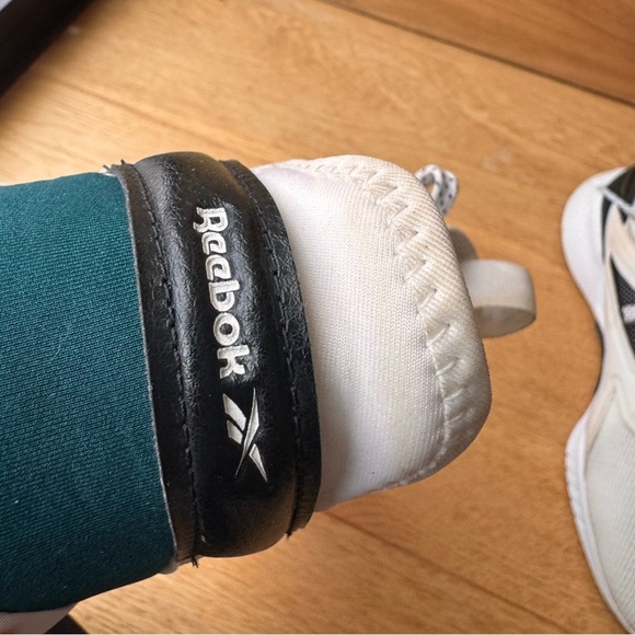 REEBOK Freestyle Motion Sneaker White, green and black - Size 8 - Picture 13 of 17